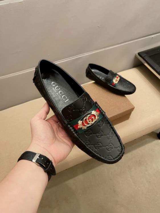 Picture of Gucci Shoes _SKUGuccisz37-45mnf01107115